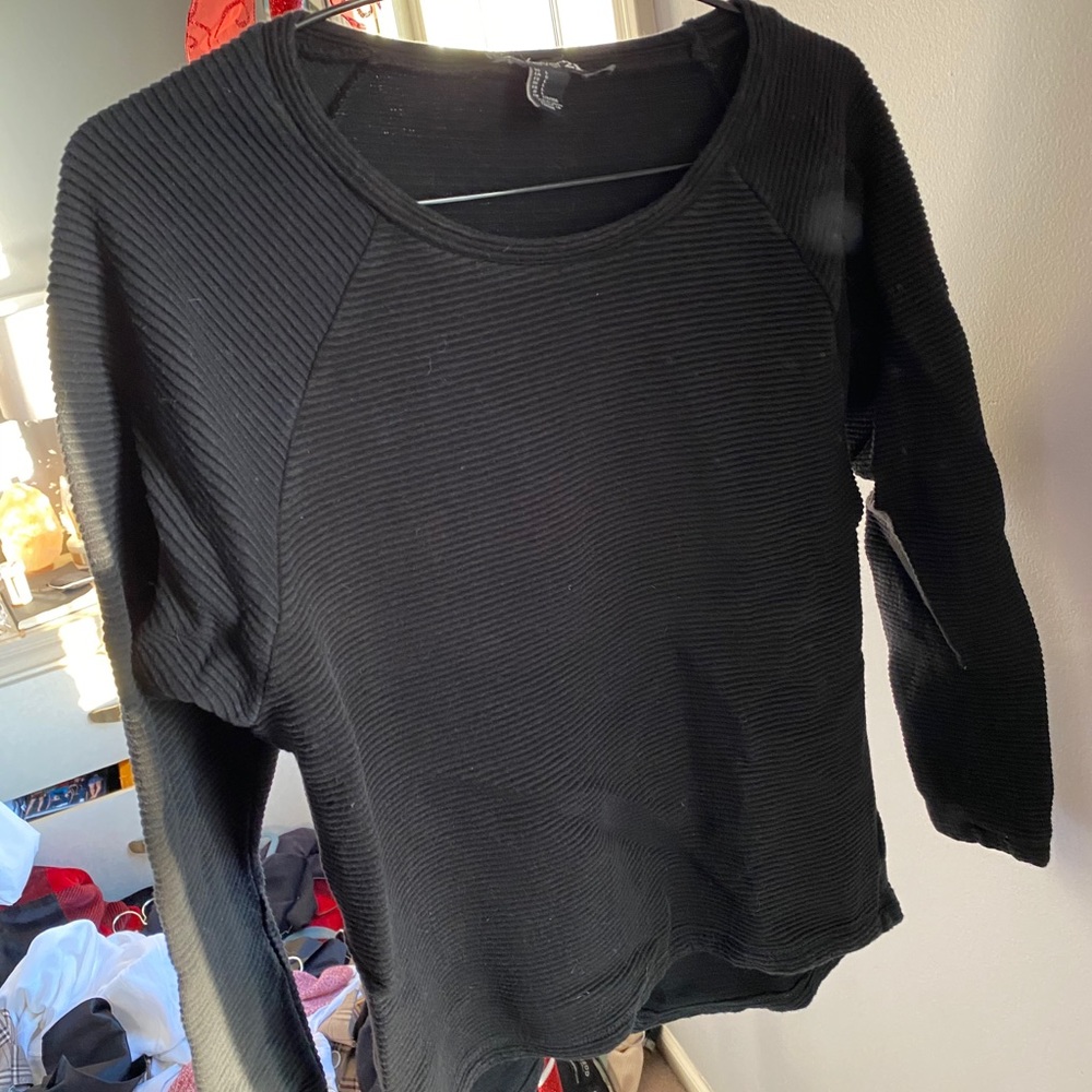 reigned sweater